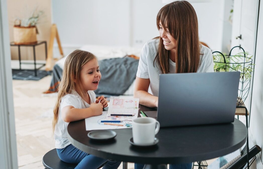 Esiste un lavoro part time a misura di mamma?